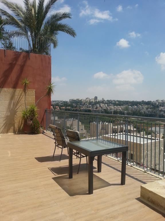 Holyland Apartments Єрусалим Екстер'єр фото